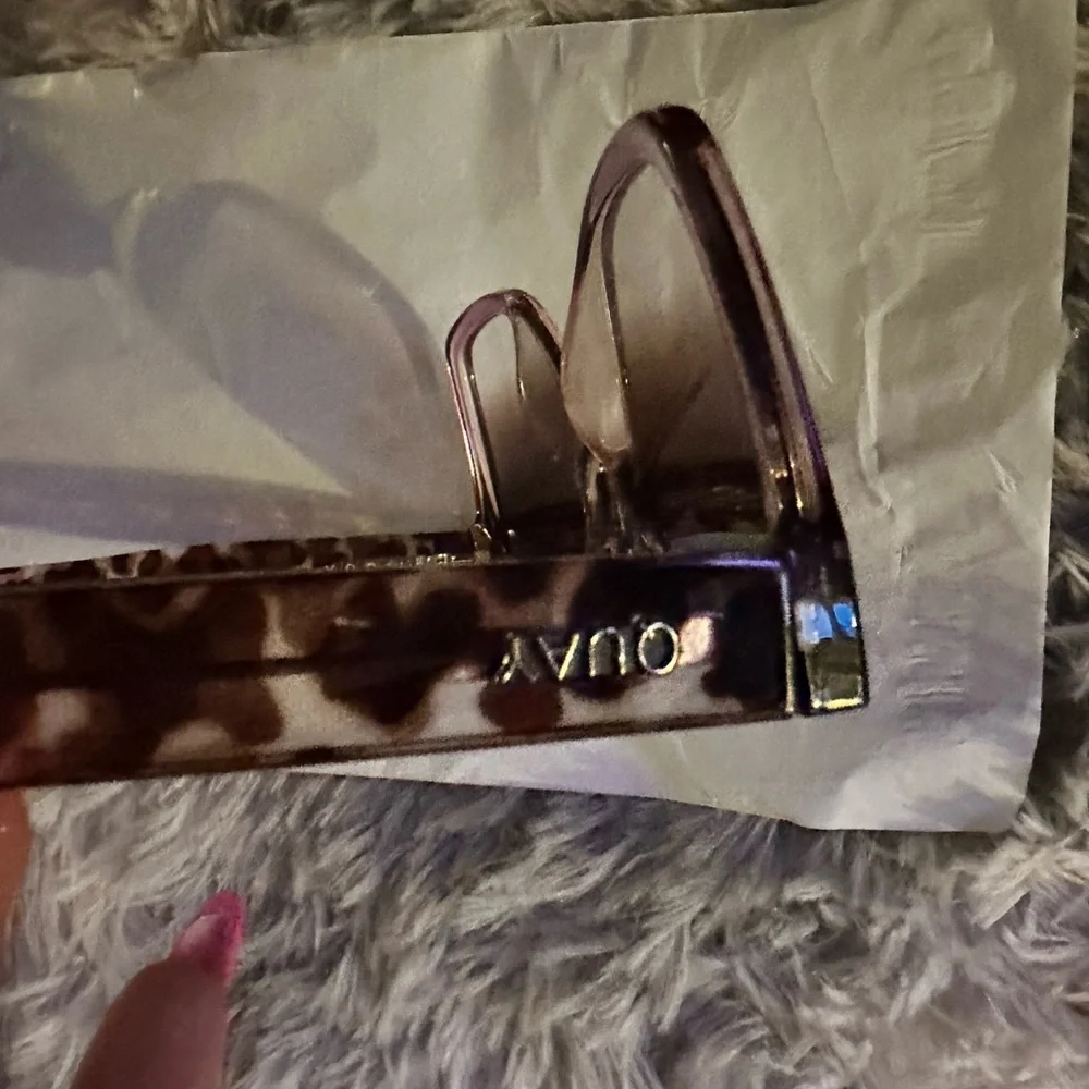 Quay Australia Tortoise to Purple Gradient Square Sunglasses - NWOT